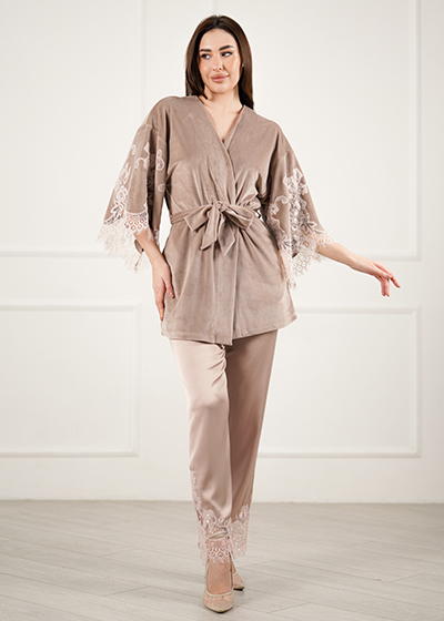 Велюровий халат Abu Dhabi з мереживом