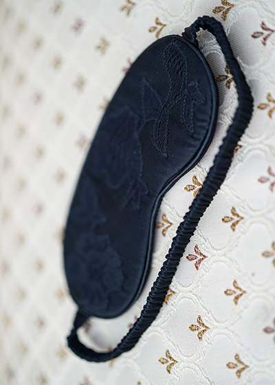 Маска для очей Одрі