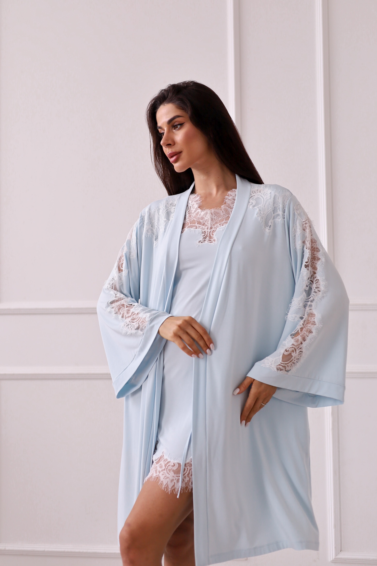 Халат з мікромодалу Veronica з мереживом